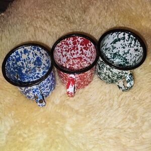 3 enamel ware mugs